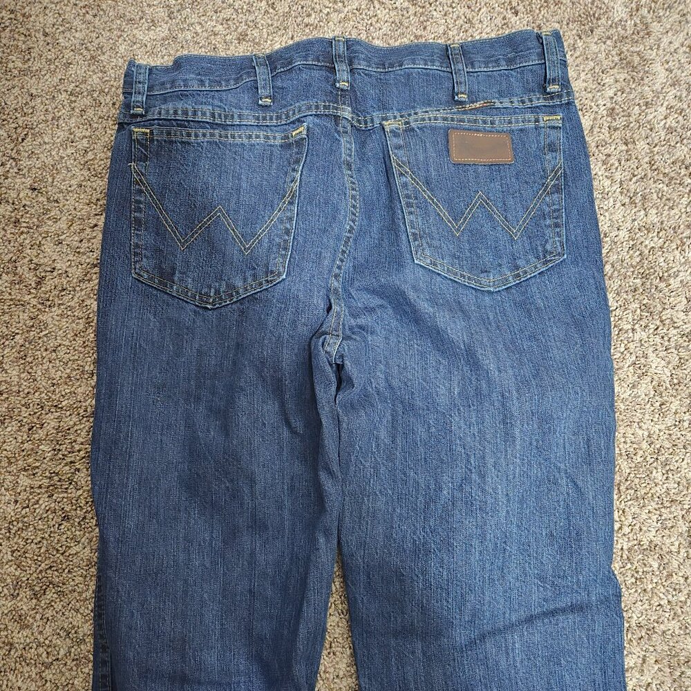 Men's Wrangler PBR Slim Fit Jean Authentic Stone Size 34x36
